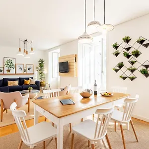 Apartment Joivy Chiado Self Check-in 2-br Flat With Parking, Lisbon